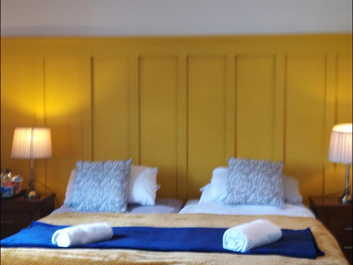 Westhouse Cafe N39 E0A6 Bed & Breakfast Longford Dış mekan fotoğraf